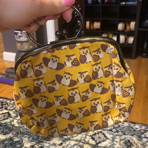 Owl Clutch - Picture 2 of 6
